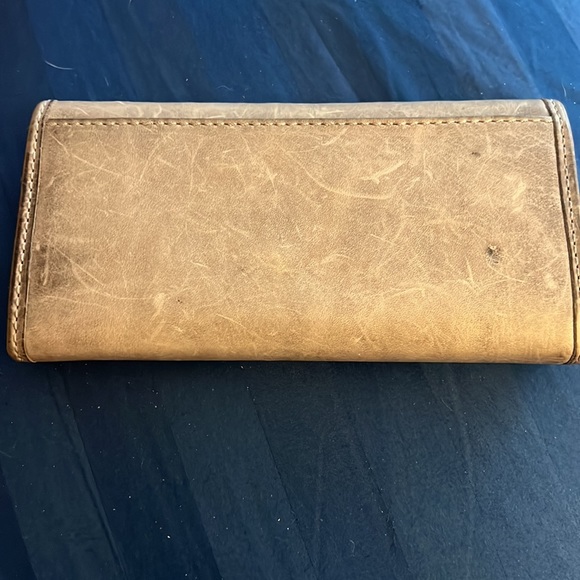 Frye wallet - Picture 2 of 8